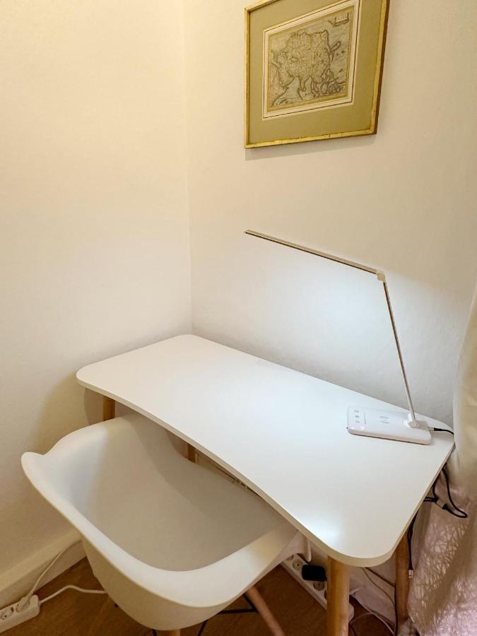 Igo Apartment 2 Schlafenzimmer Mit Waschmaschine Trockner Haustier Rheinufer 5Min Netflix Disney Plus 17-6 Ντούισμπουργκ Εξωτερικό φωτογραφία