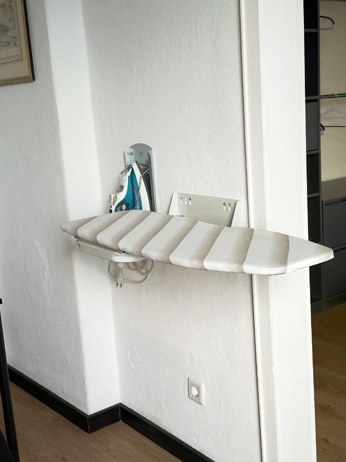Igo Apartment 2 Schlafenzimmer Mit Waschmaschine Trockner Haustier Rheinufer 5Min Netflix Disney Plus 17-6 Ντούισμπουργκ Εξωτερικό φωτογραφία